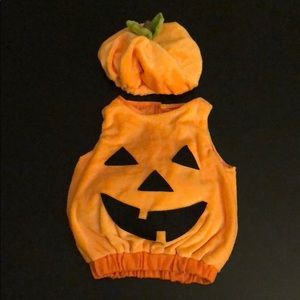 SALE ⭐️ 6-12 month pumpkin Halloween costume